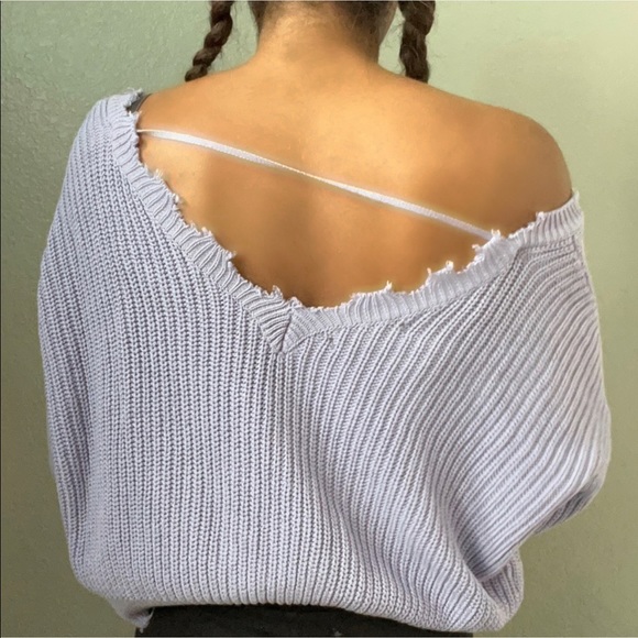 Lilac off the shoulder cropped sweater - Picture 4 of 7